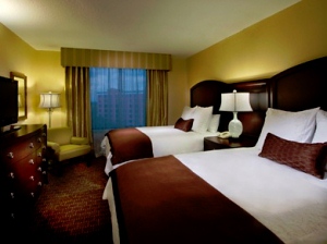 Queen bedroom at Buena Vista Suites